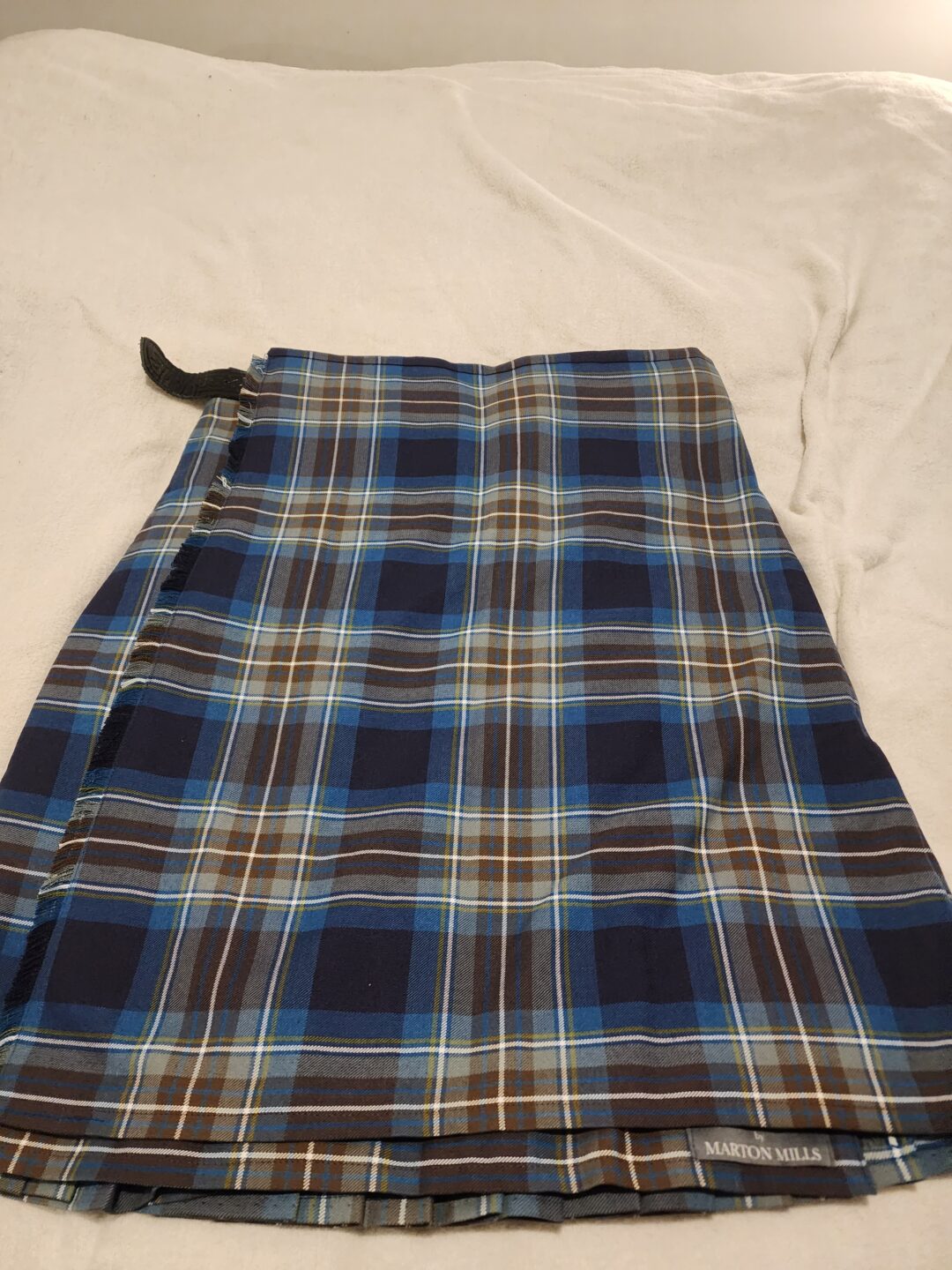 Bagpipe Central - Brand New Kilt Holyrood tartan