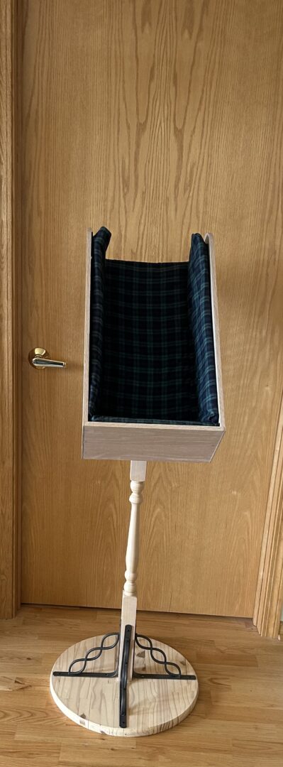Bagpipe Central - Pipe stand